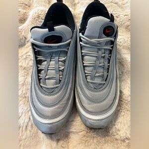 Nike Men's Silver and Black Sneakers